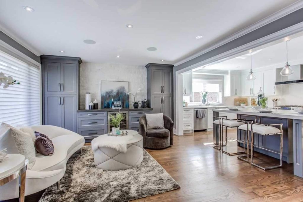 Full Cabinet And Interior House Painting Etobicoke